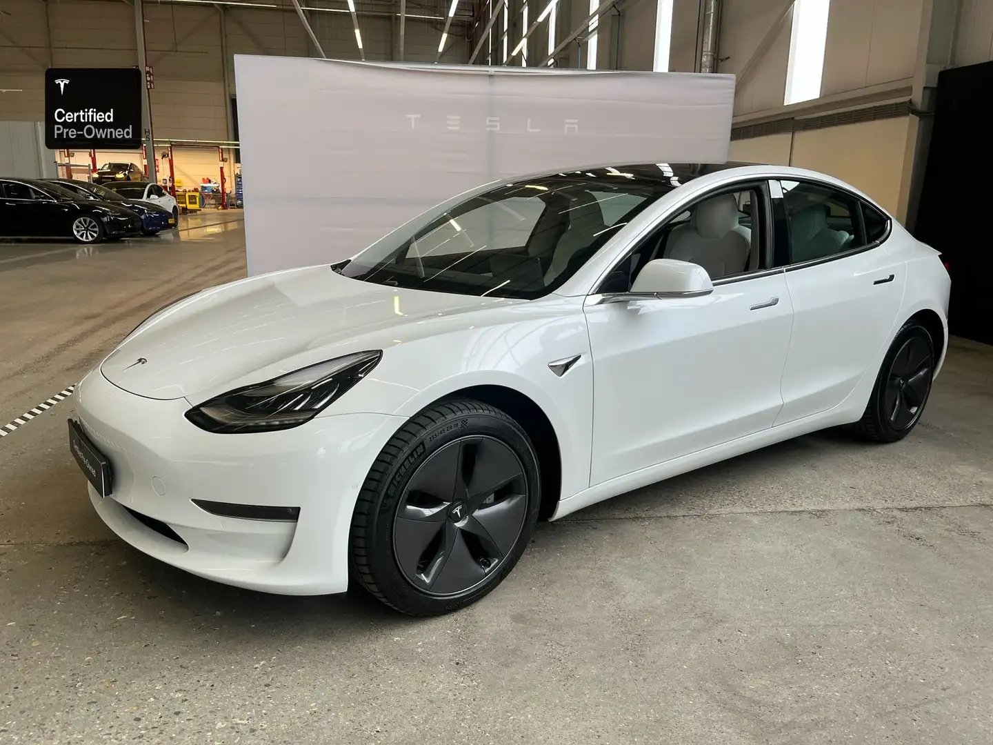 Tesla Model 3 Long Range AWD/Certified Pre owned/Wit interieur Wit - 1