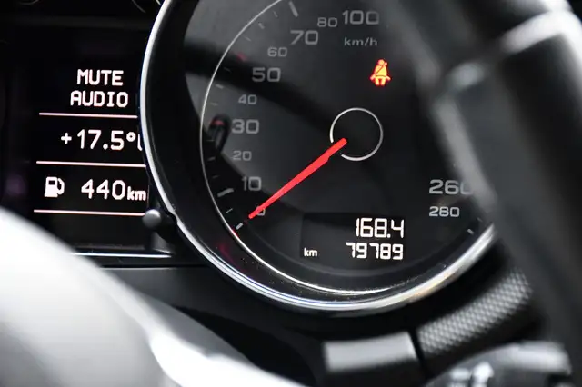 Audi TT view 13