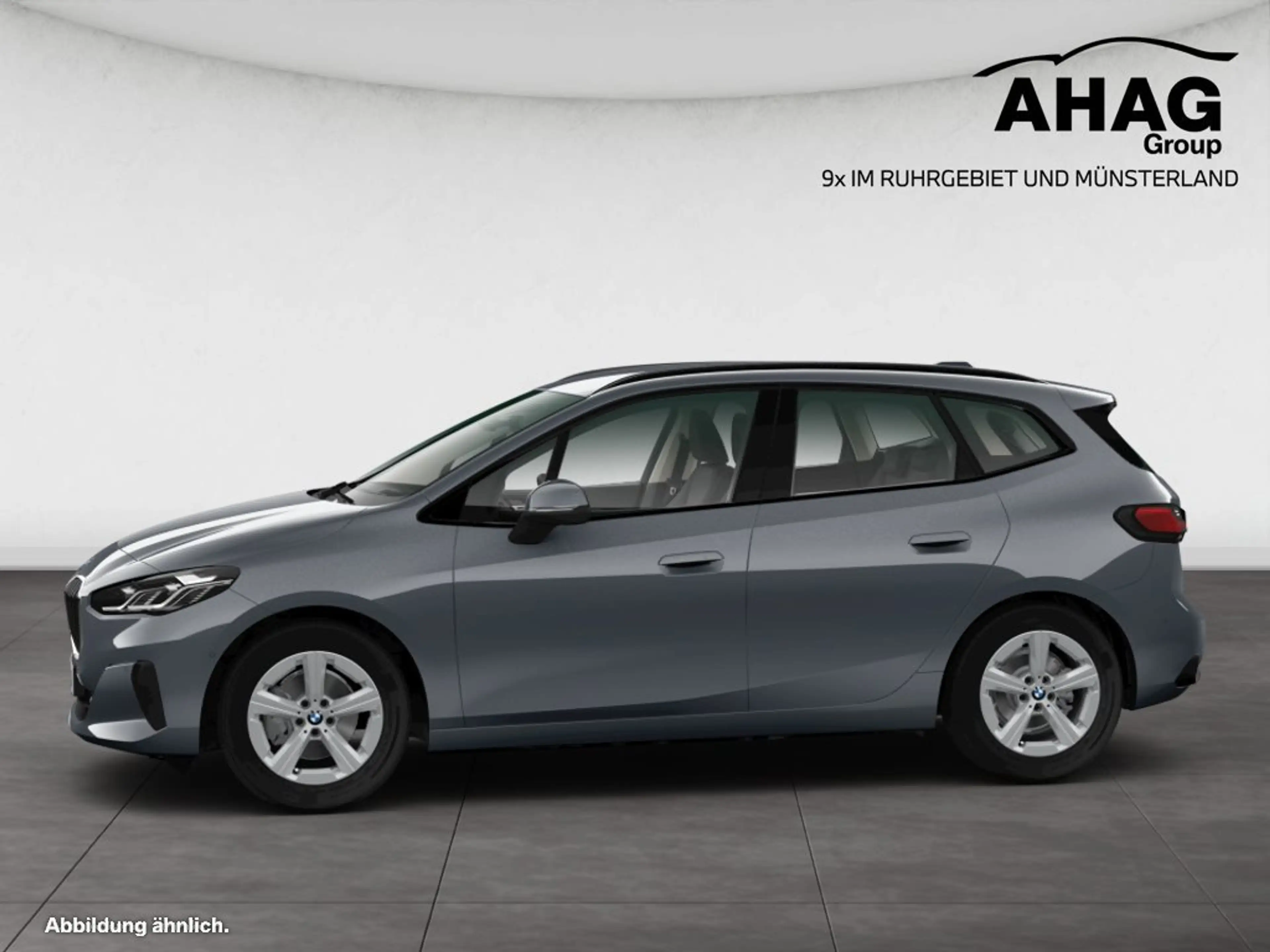 BMW 220 i Active Tourer — photo 5
