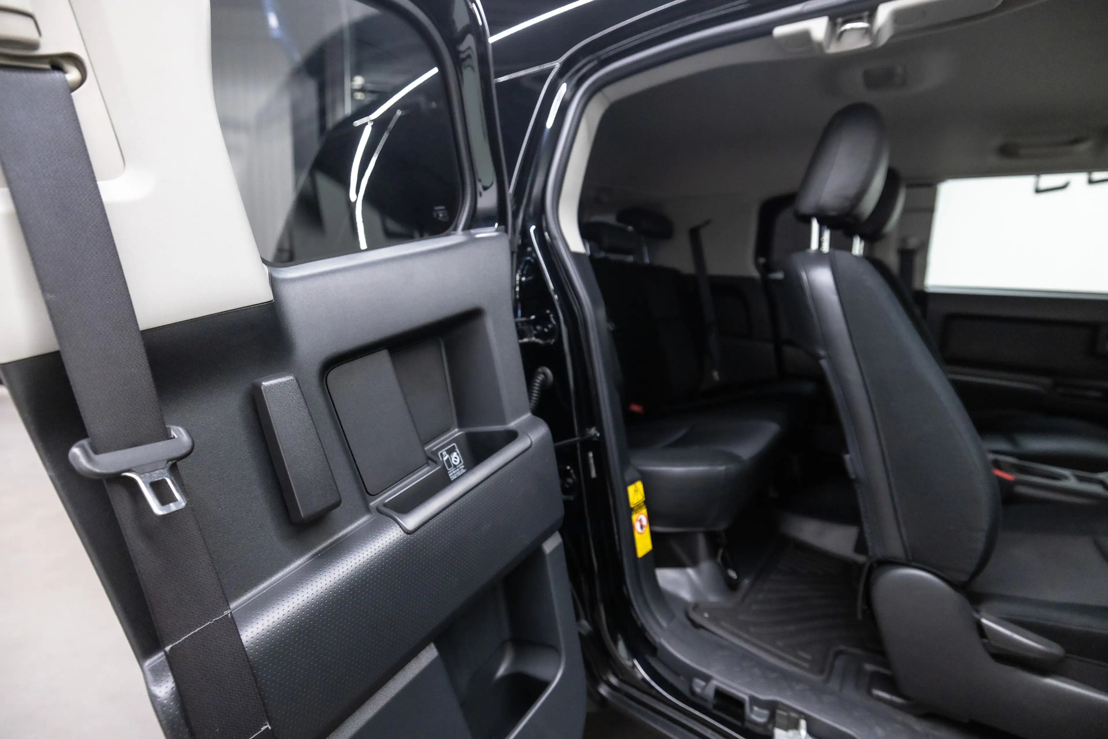 Toyota FJ Cruiser VVT-i V6 Btw auto, Fiscale waarde € 8.000,- (€ 40. — photo 6