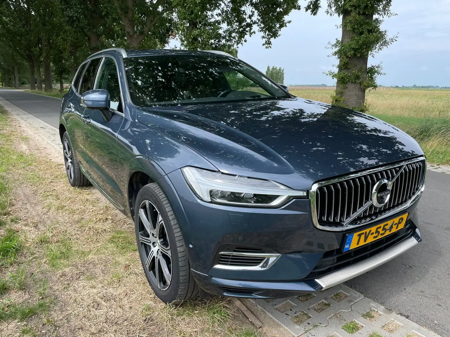 Volvo XC60 XC60 2.0 TE AWD Inscr. Modrá - 1