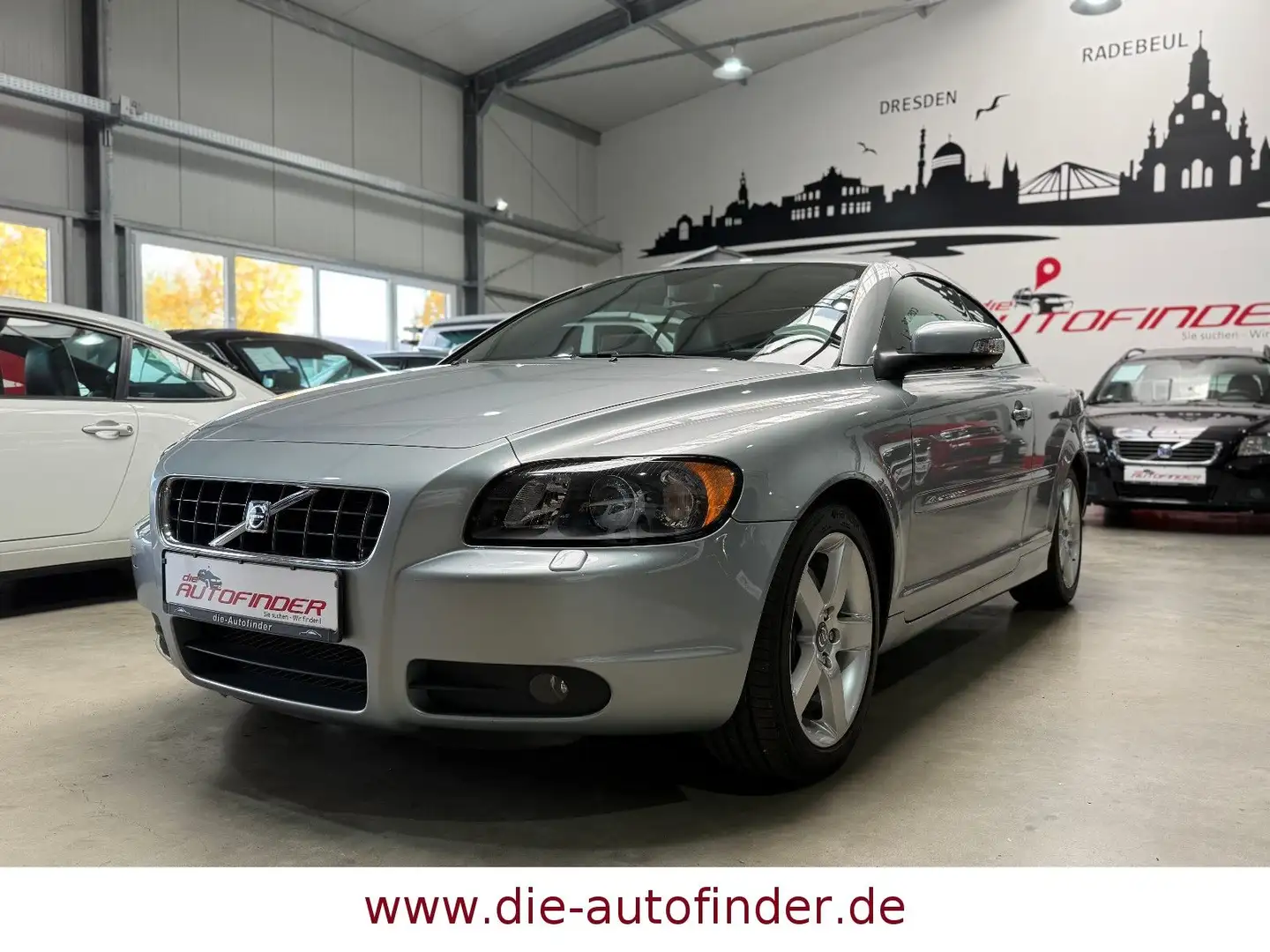 Volvo C70 Cabriolet 2.4 Xenon,Navi,Leder,PDC,AHK,17 Argent - 2