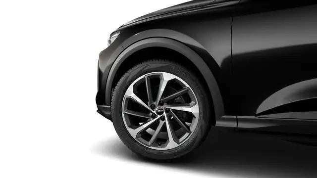 Audi Q5 view 7