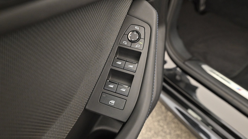 BMW 120 d M-Sportpaket Pro — photo 10