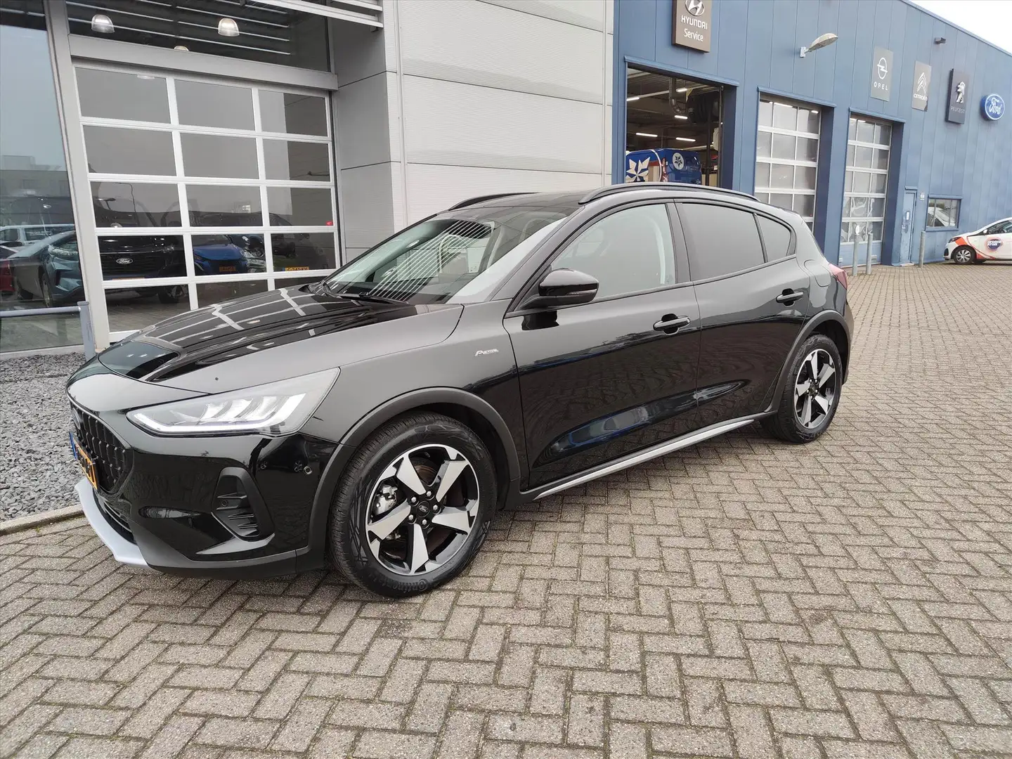 Ford Focus 1.0 EcoBoost Hybrid 155pk Powershift Active X | Au Zwart - 2