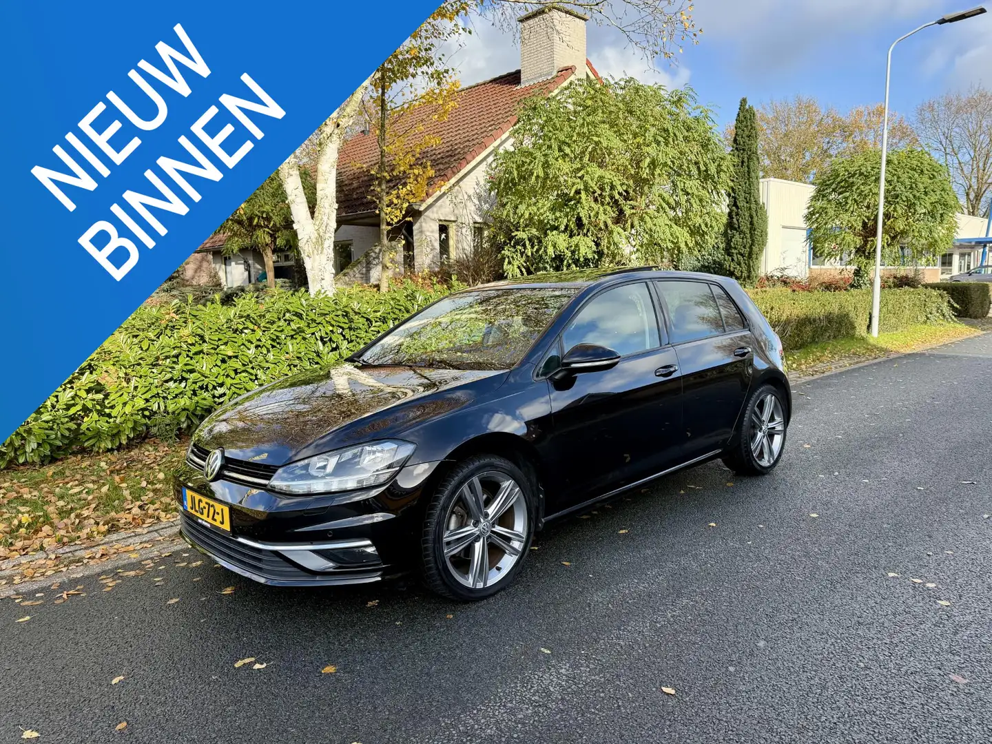 Volkswagen Golf 1.5 TSI DSG 150PK R-Line•Pano•Navi•Camera Schwarz - 1