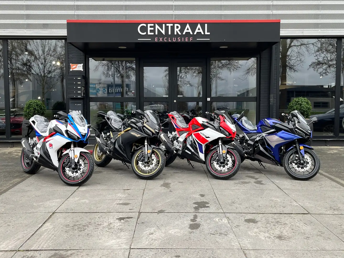 TRMOTOR TR125-2 Super Sport Blauw - 2