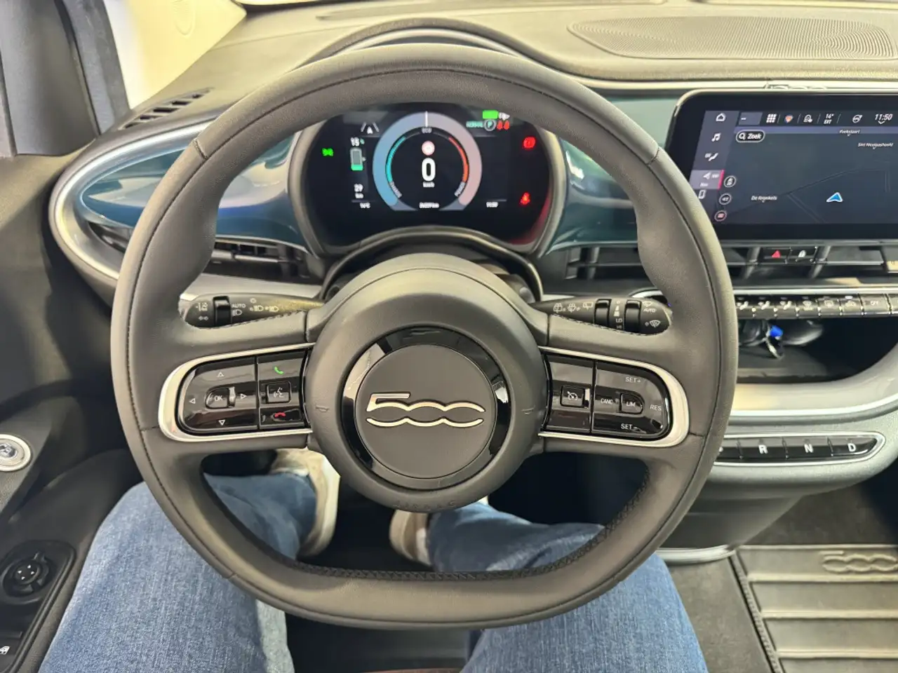 Fiat 500e Icon SOH 94% Car play Ad. Cruise control 27