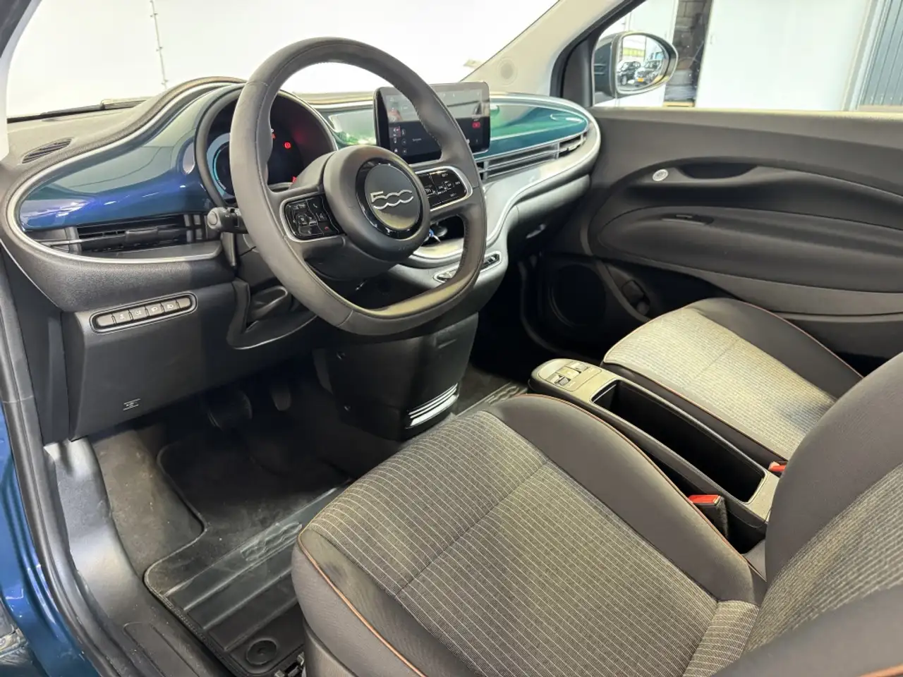 Fiat 500e Icon SOH 94% Car play Ad. Cruise control 20
