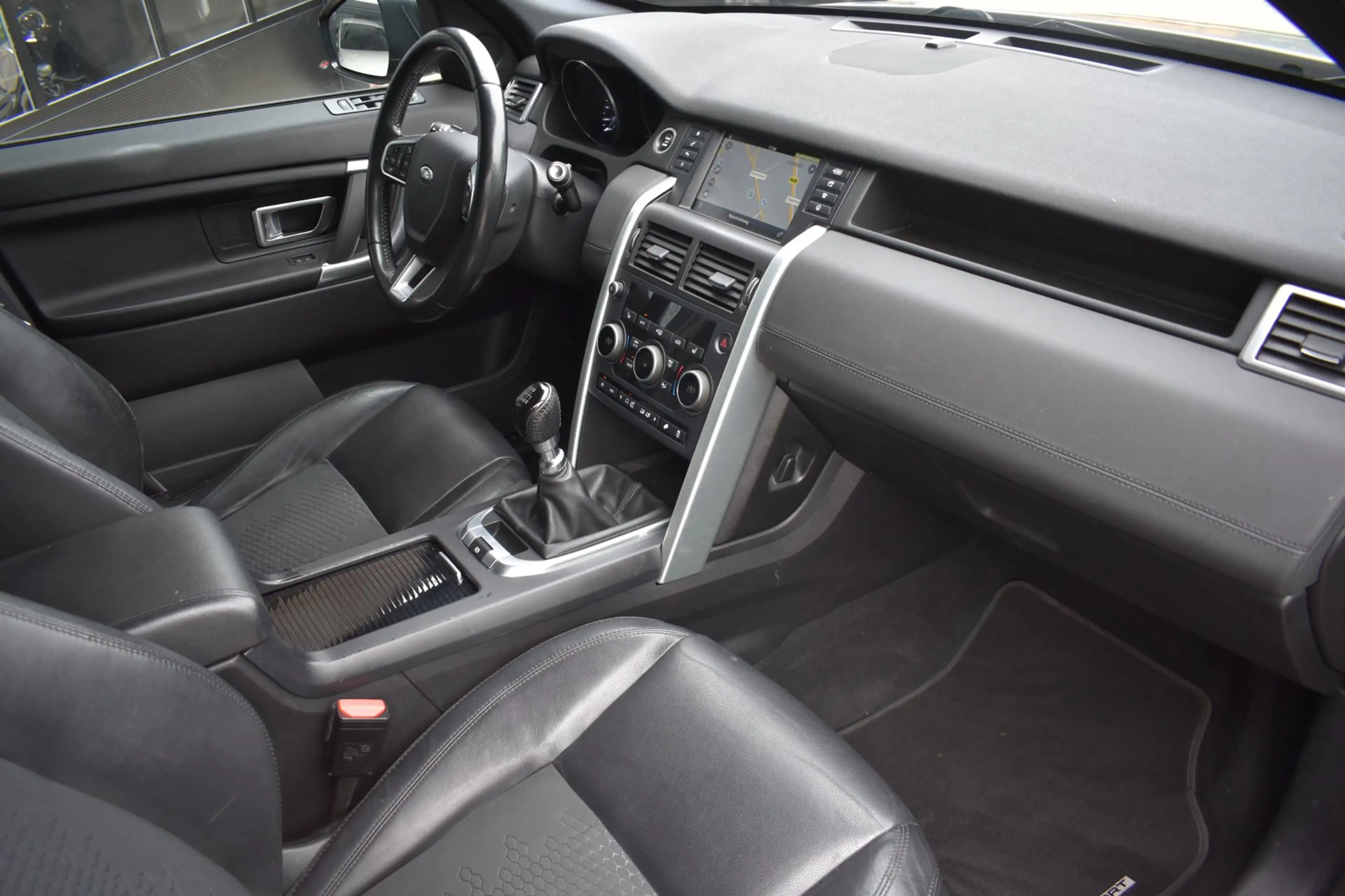 Land Rover Discovery Sport 2.2 TD4 4WD HSE '15 Leder Clima Cruise — photo 8