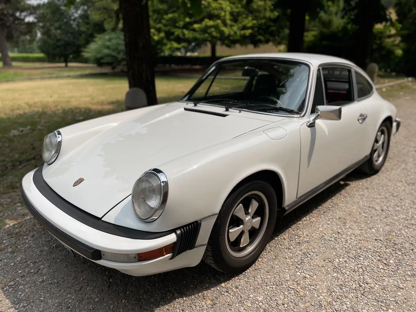 Porsche 911 s 2.7 - 1