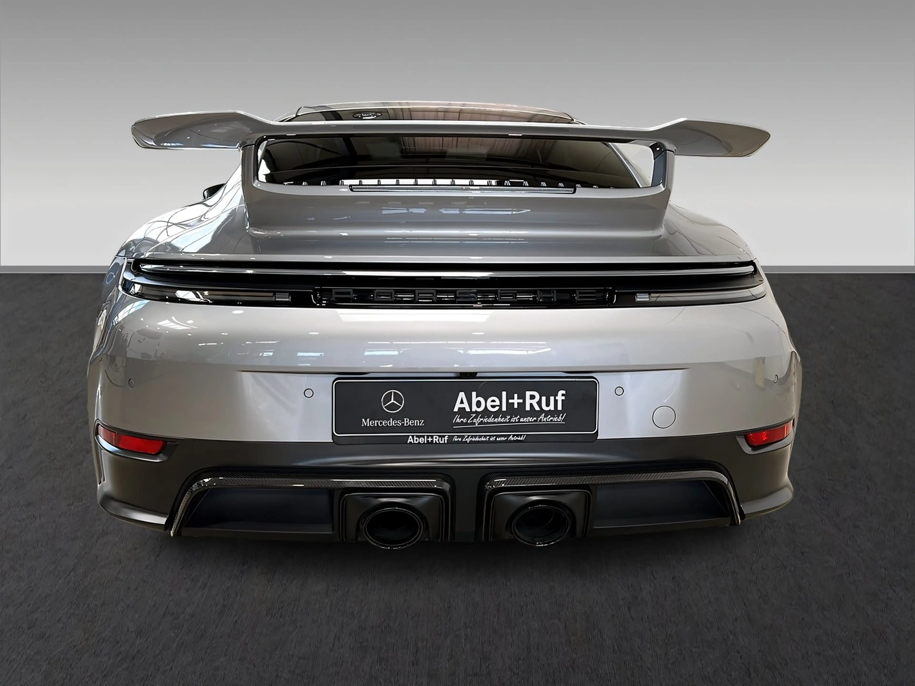 Porsche 992 911 Carrera 3.6 GTS T-Hybrid OPF Schiebedach — photo 8