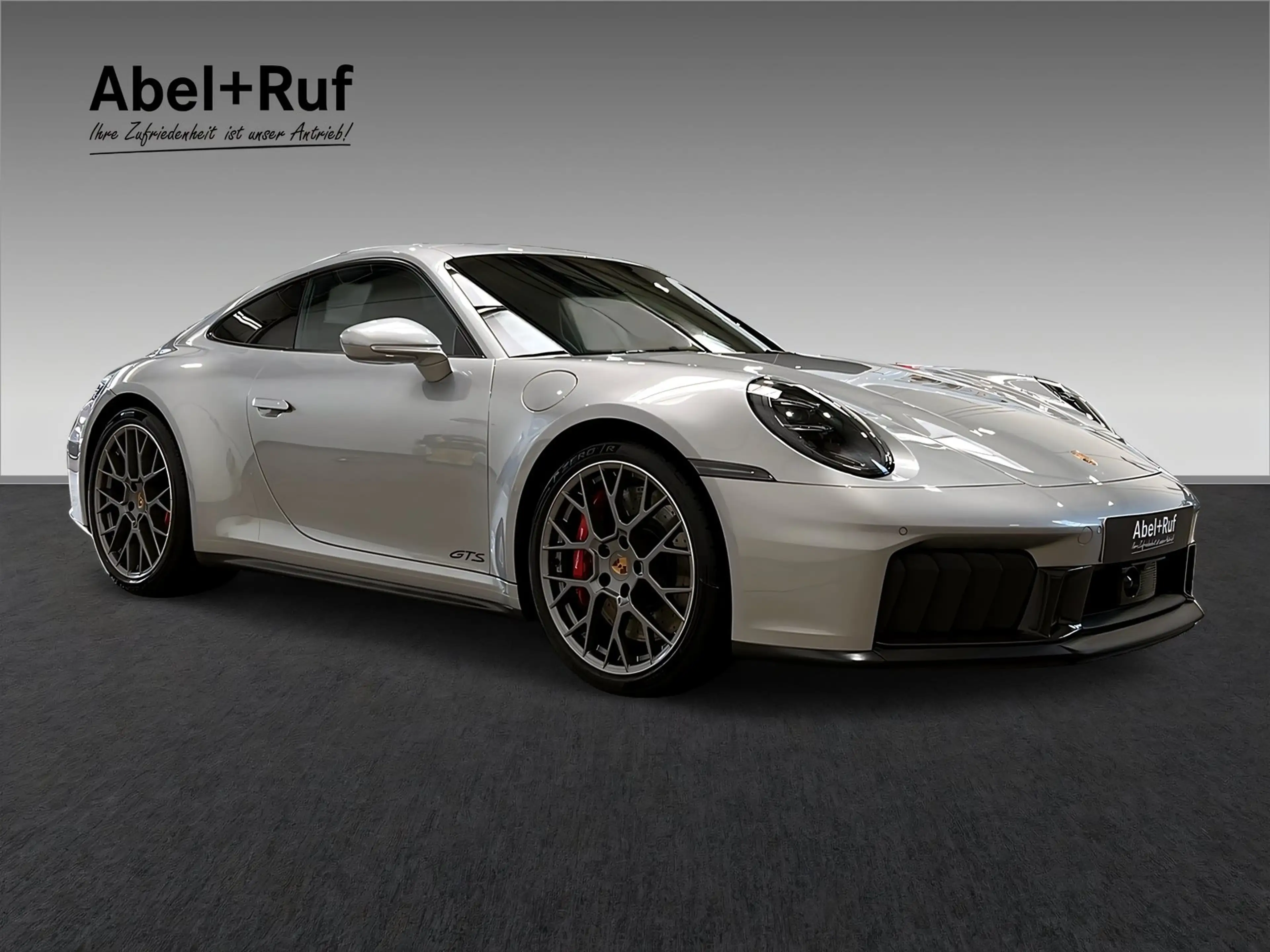 Porsche 992 911 Carrera 3.6 GTS T-Hybrid OPF Schiebedach — photo 4