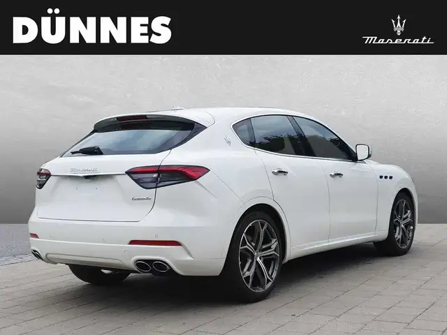 Maserati Levante view 2