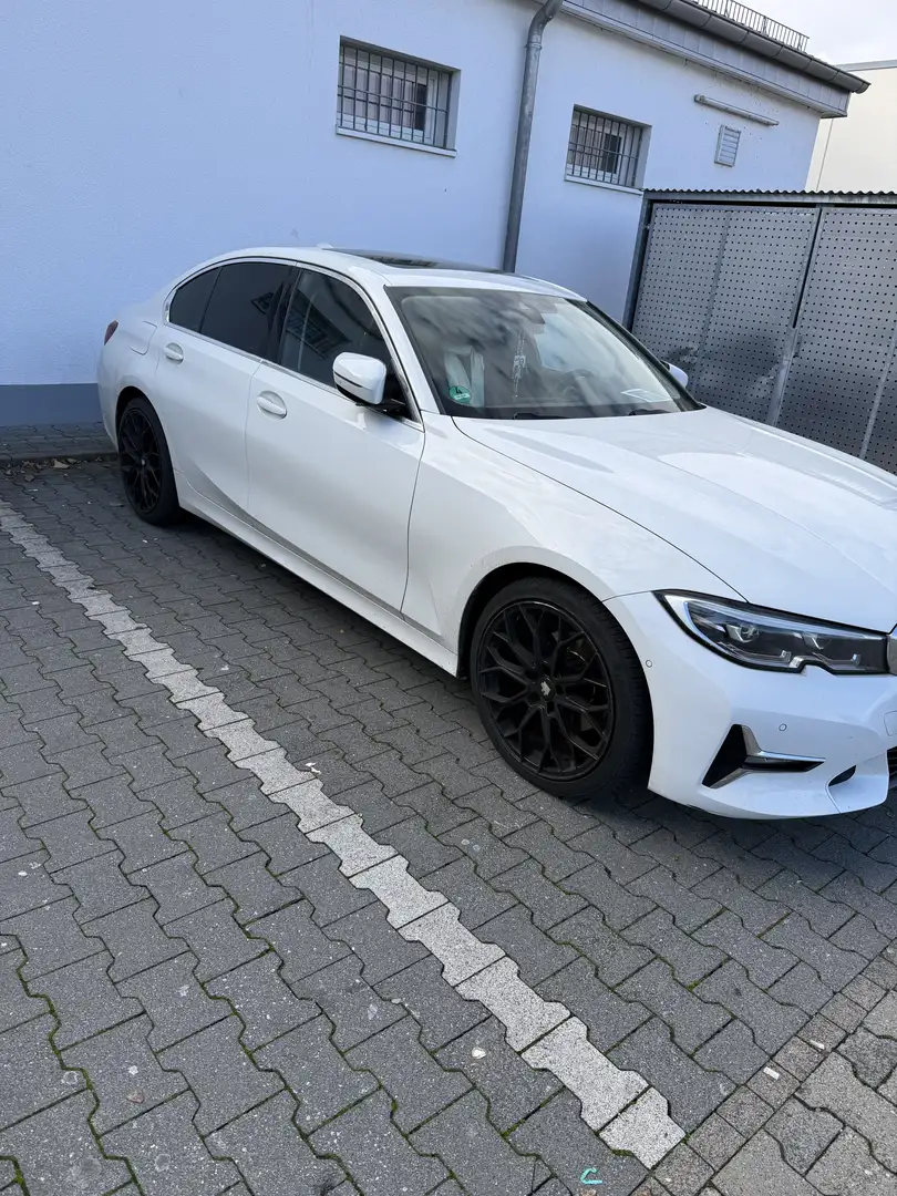 BMW 320 320 d Luxury Line Weiß - 1
