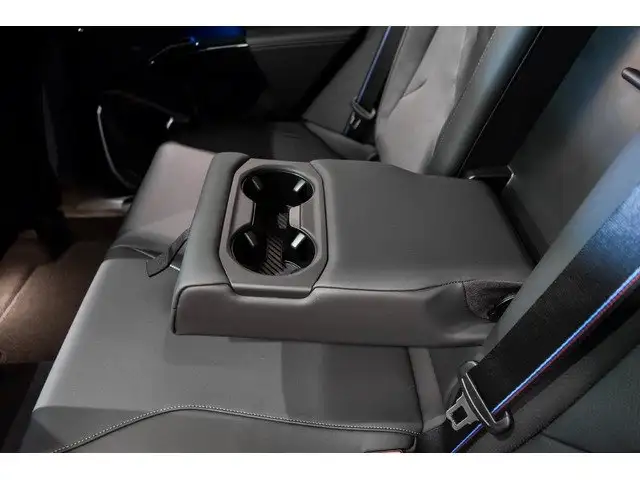 BMW X3 view 22