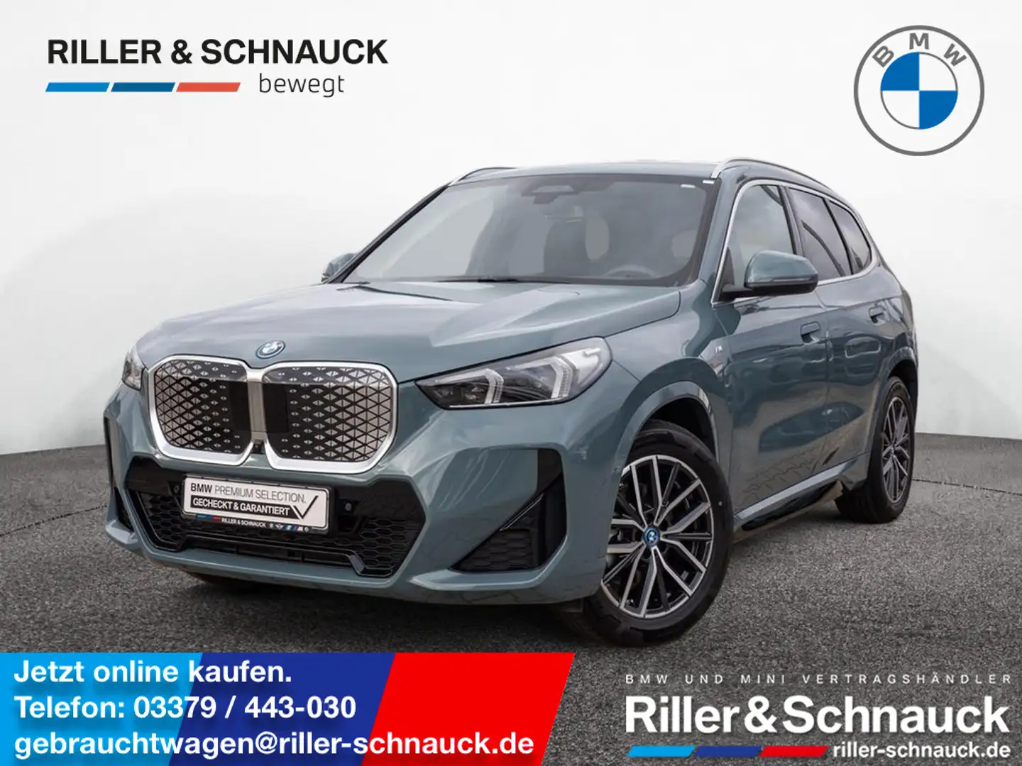BMW iX1 eDrive 20 NAVI AHK ACC HUD LED PANO 360° Grün - 1