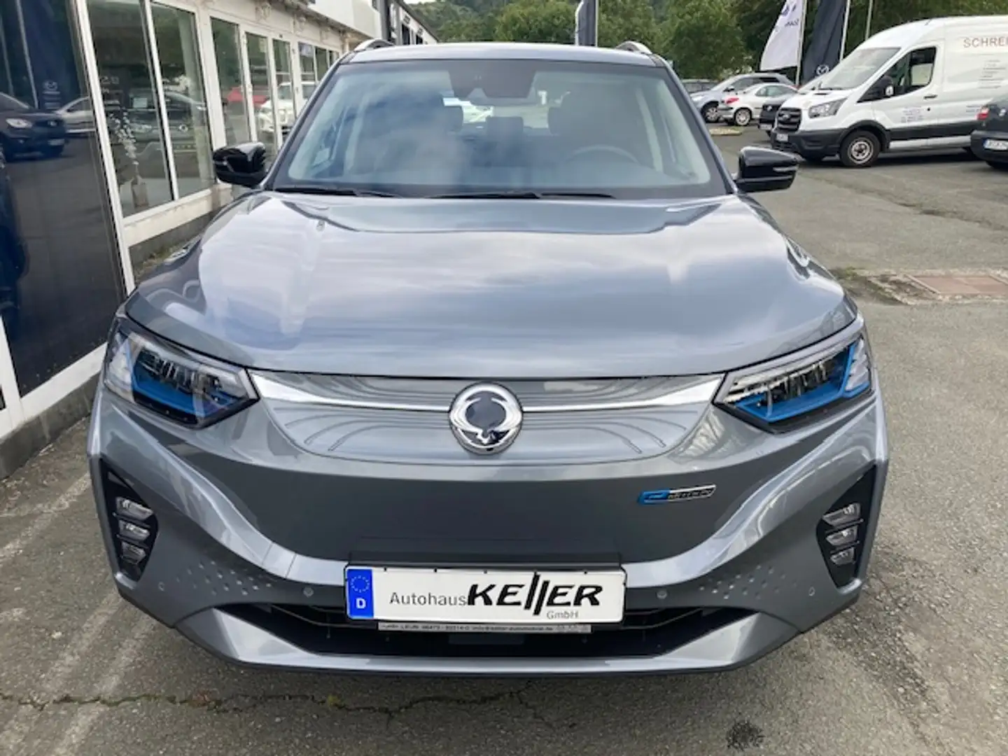 SsangYong Korando E-Motion TITANIUM Grau - 2