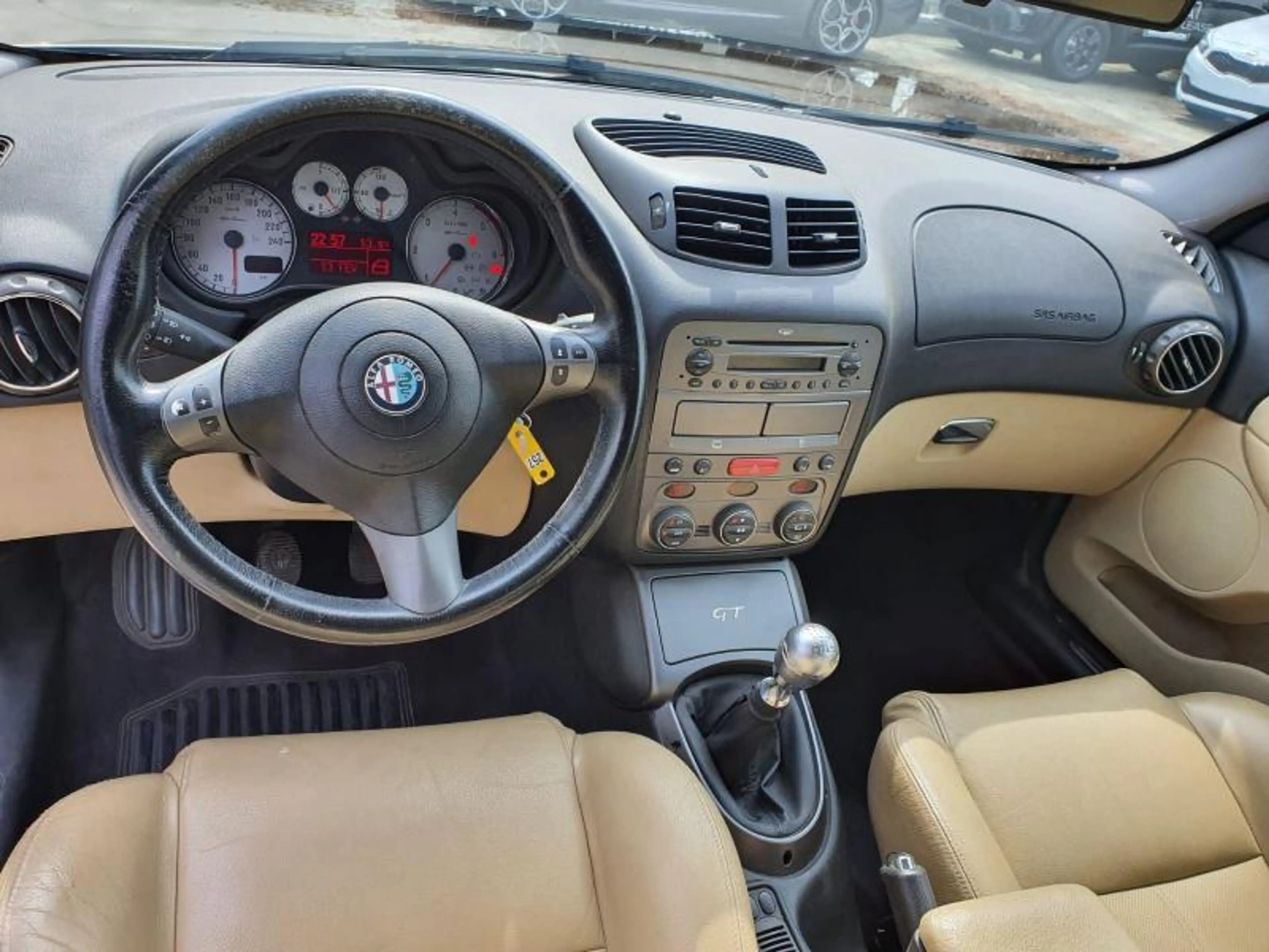 Alfa Romeo GT DISEGNO BERTONE — photo 15