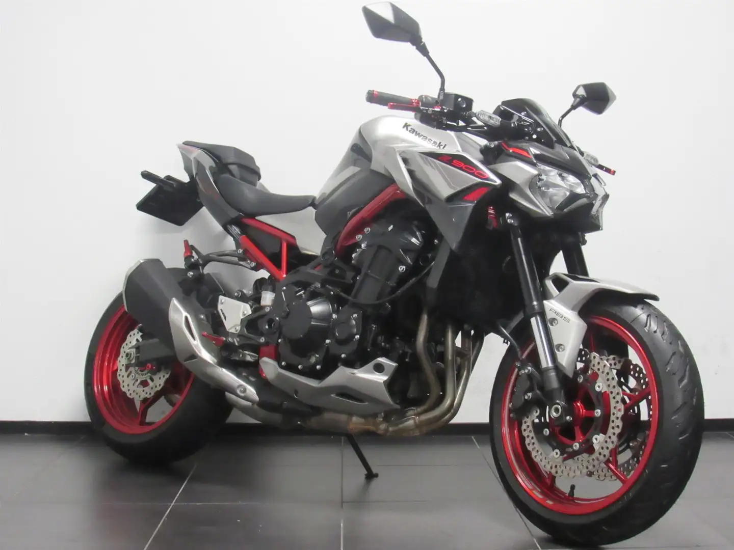 Kawasaki Z 900 ABS Grijs - 2