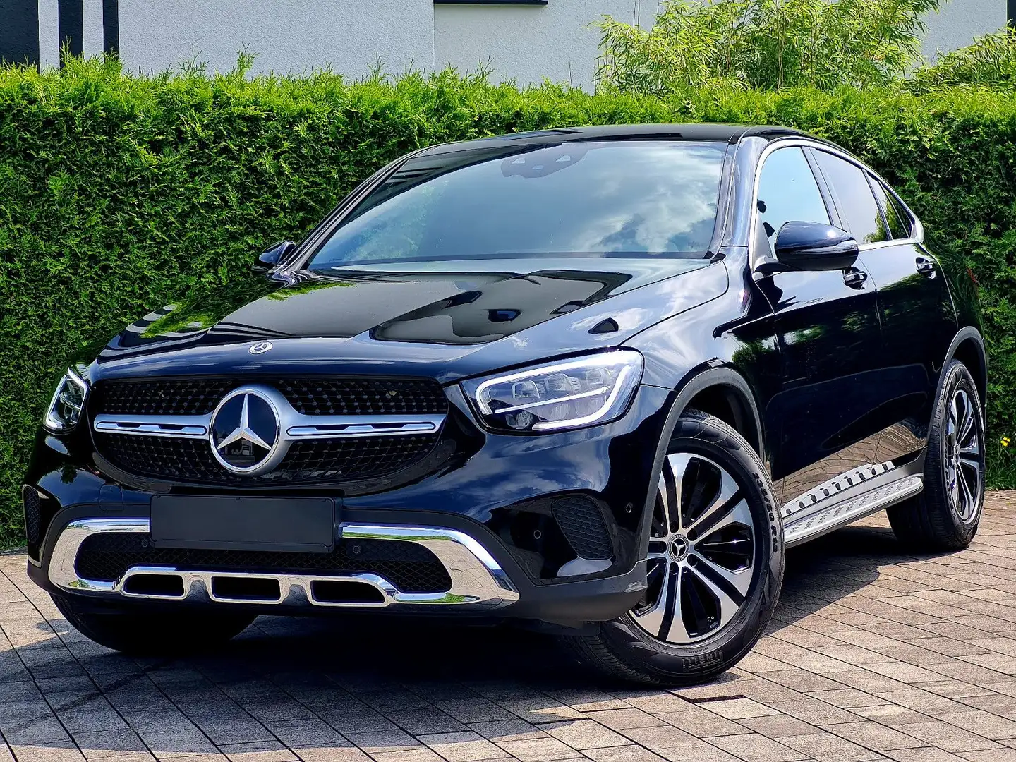 Mercedes-Benz GLC 200 d Coupe 9G 4Matic Nero - 1