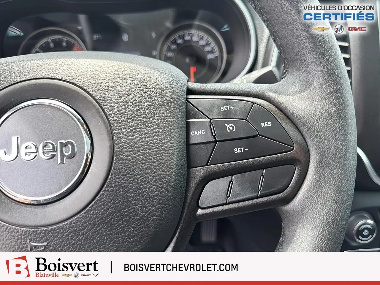 Jeep Cherokee photo Jeep Cherokee