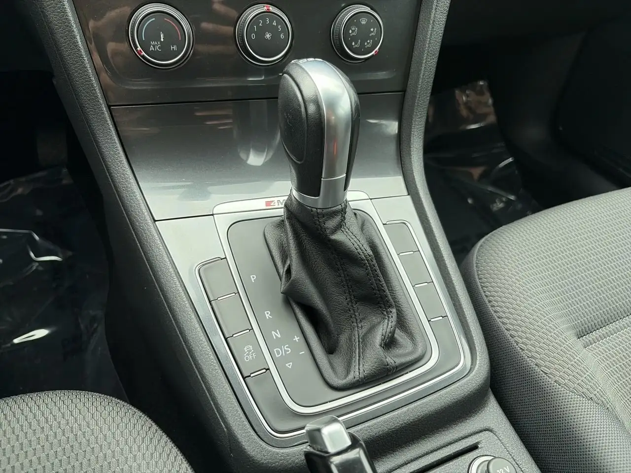 Volkswagen Golf снимка Volkswagen Golf