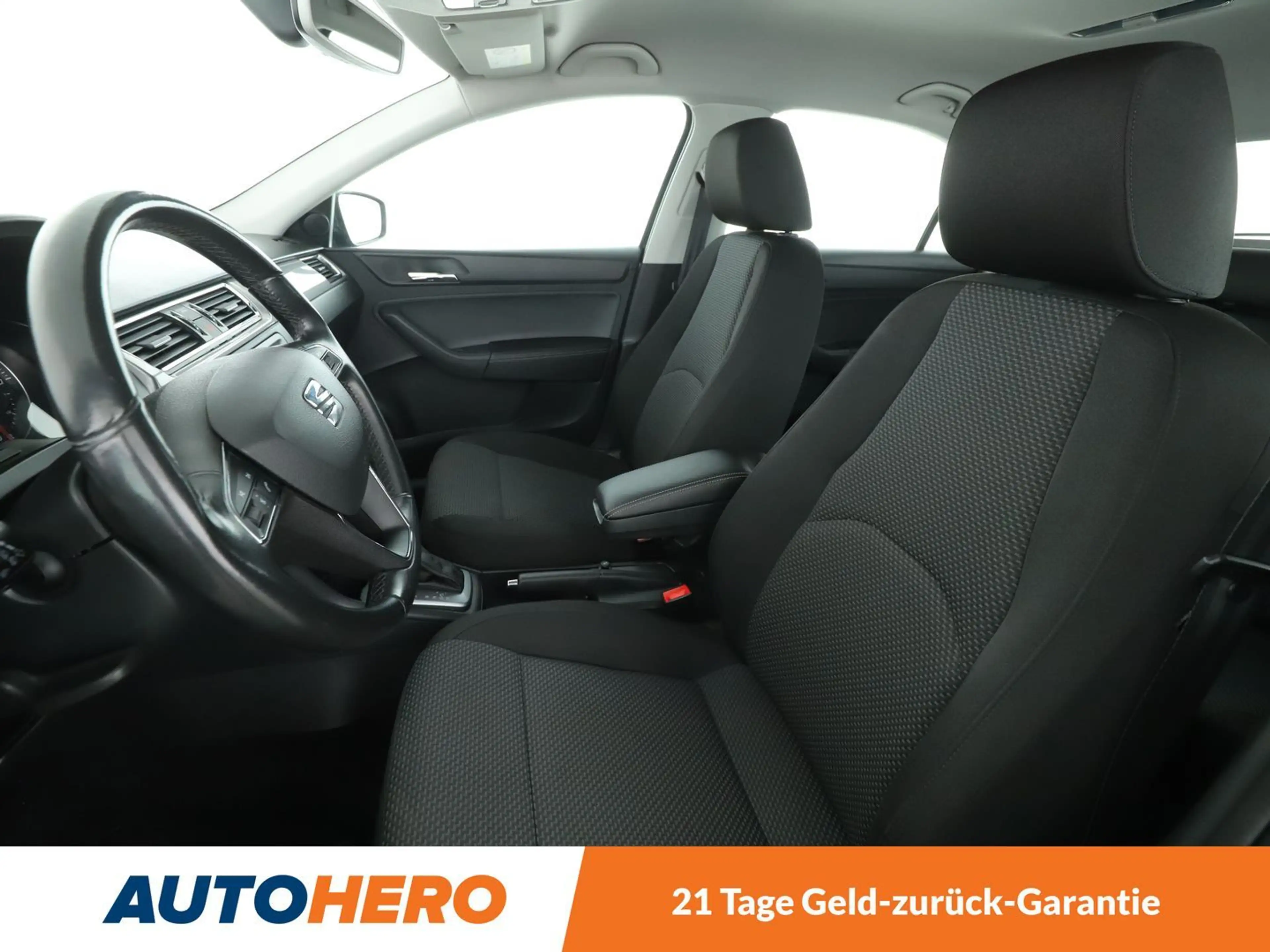 SEAT Toledo 1.4 TSI Style Aut.*NAVI*PDC*SHZ*TEMPO*ALU* — photo 10