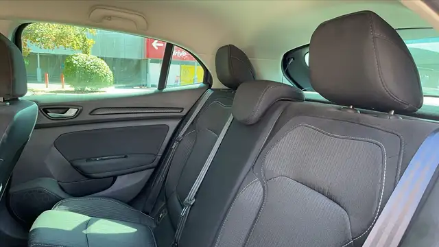 Renault Megane view 9