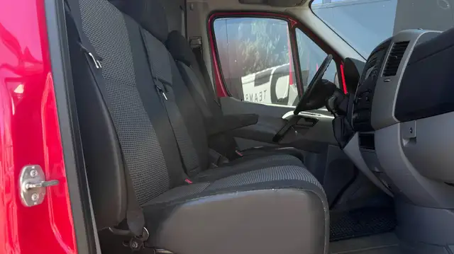Mercedes-Benz Sprinter view 14
