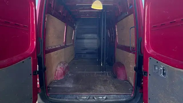 Mercedes-Benz Sprinter view 10