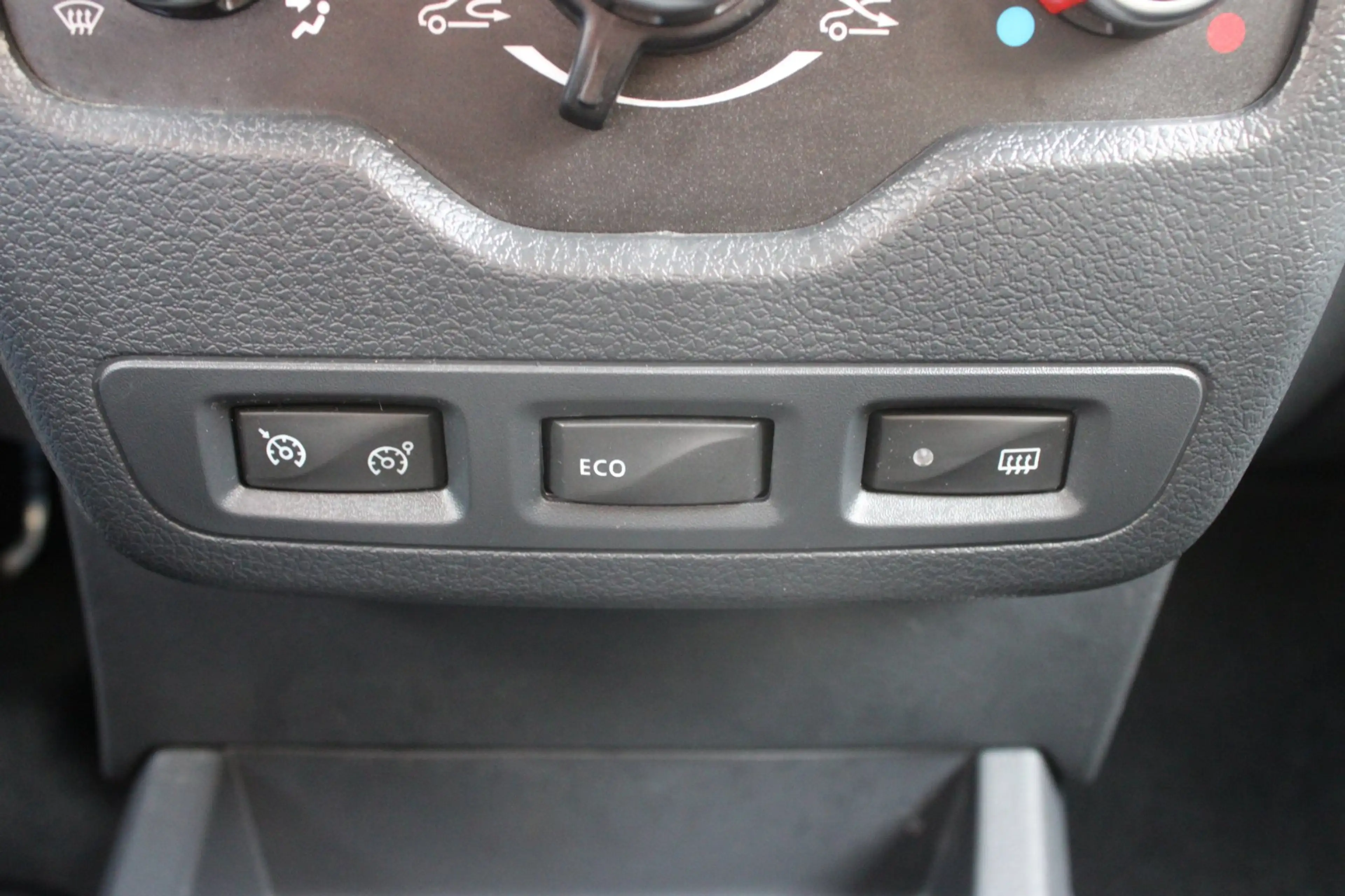 Dacia Dokker 1.3 TCe Stepway | Airco | Cruise control | Navi | — photo 11