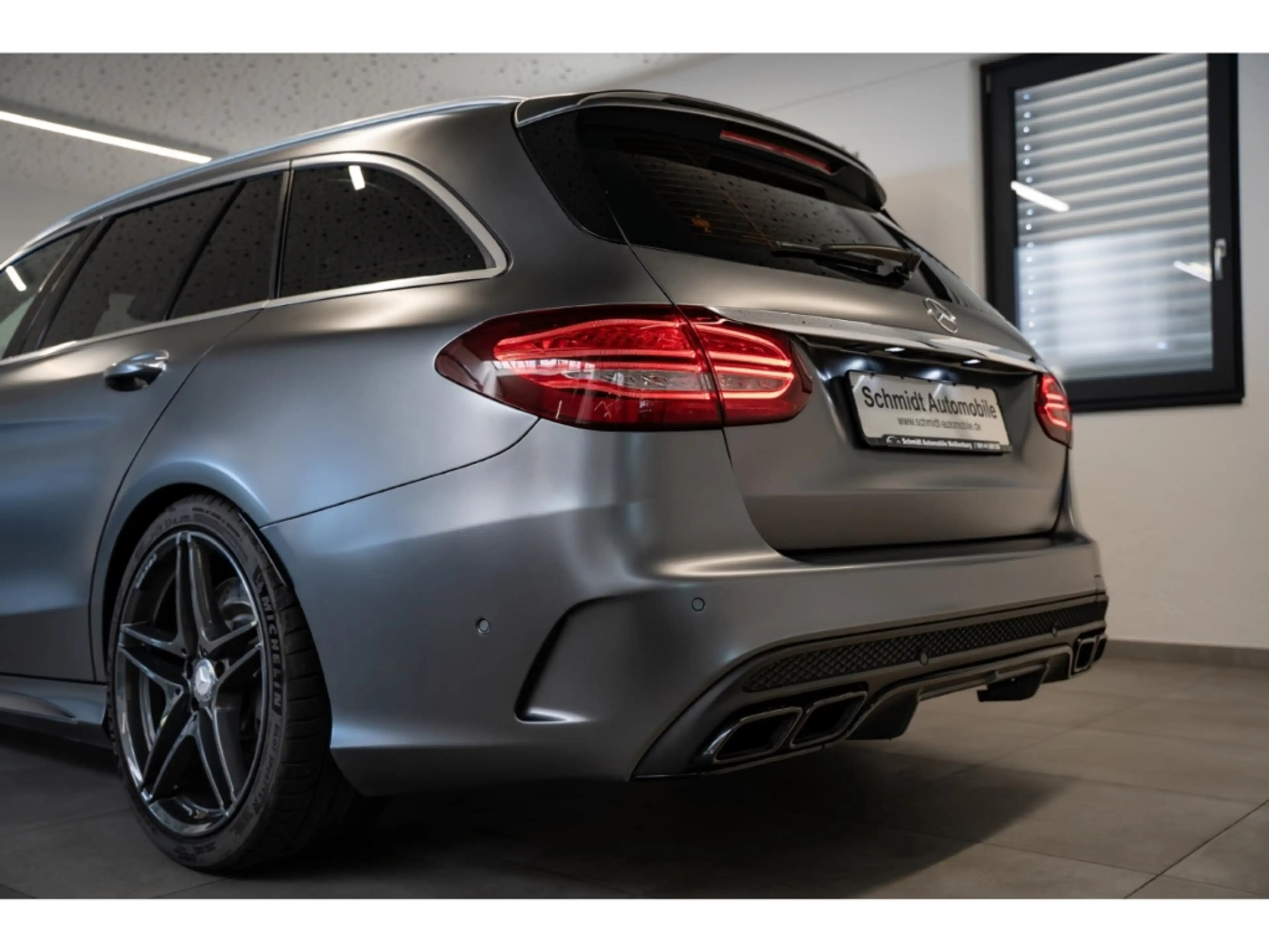Mercedes-Benz CLS 63 AMG 4.0 Pano eAHK ACC eSitze Intelli Ligt — photo 5