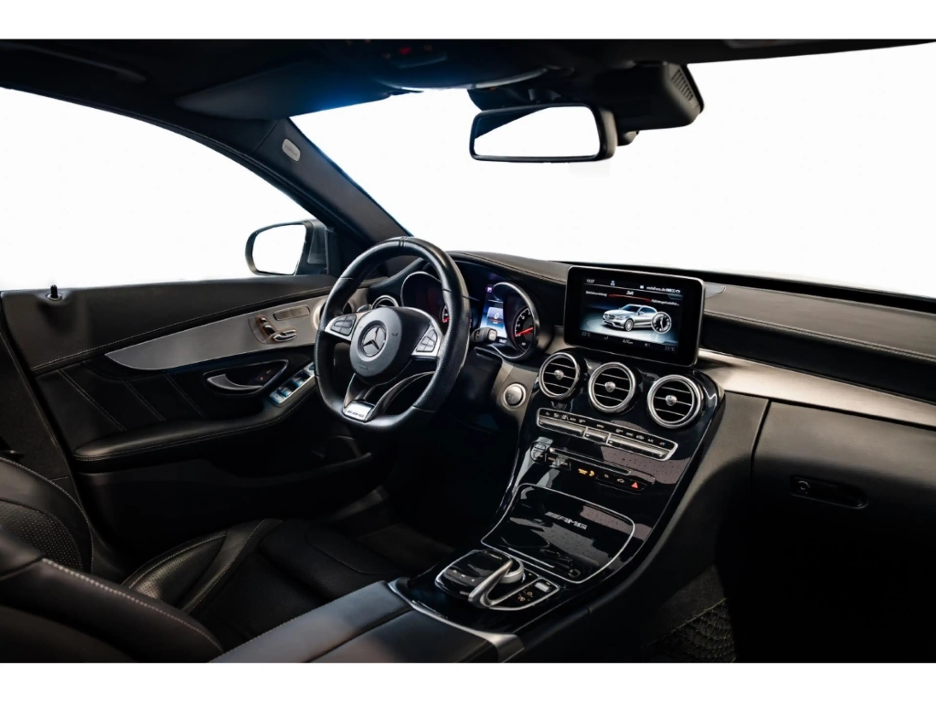 Mercedes-Benz CLS 63 AMG 4.0 Pano eAHK ACC eSitze Intelli Ligt — photo 12