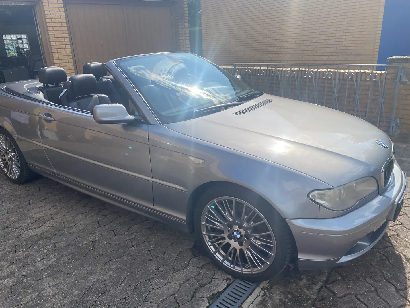 BMW 330 330 Ci Grau - 1