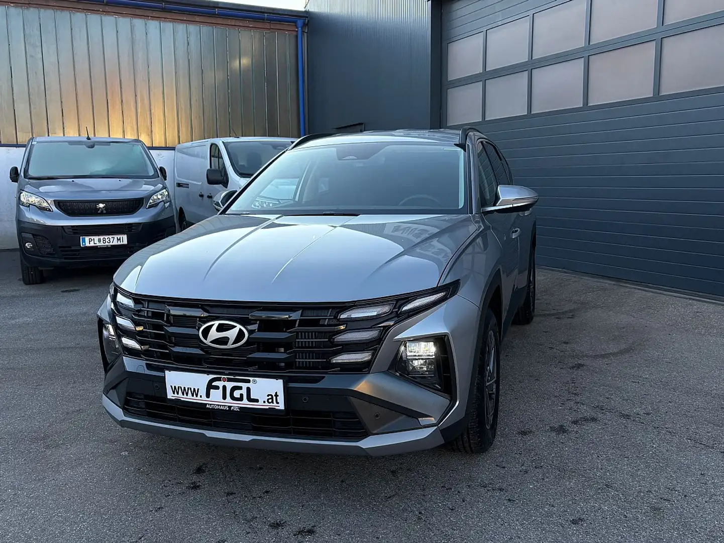 Hyundai TUCSON Tucson 1,6 T-GDI 48V 2WD Jubilé Argento - 2