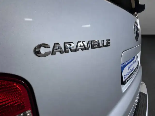 Volkswagen Caravelle view 8