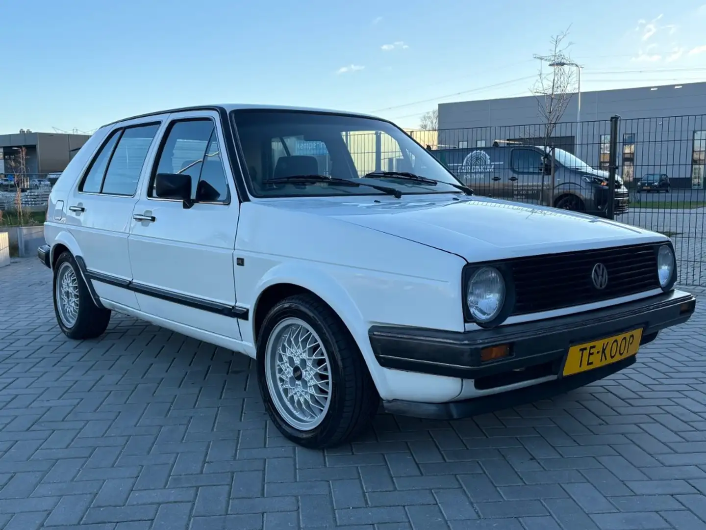 Volkswagen Golf 1.8 GLAUTOMAAT 5-DEURS BIJNA 40 JAAR OUD Blanc - 2