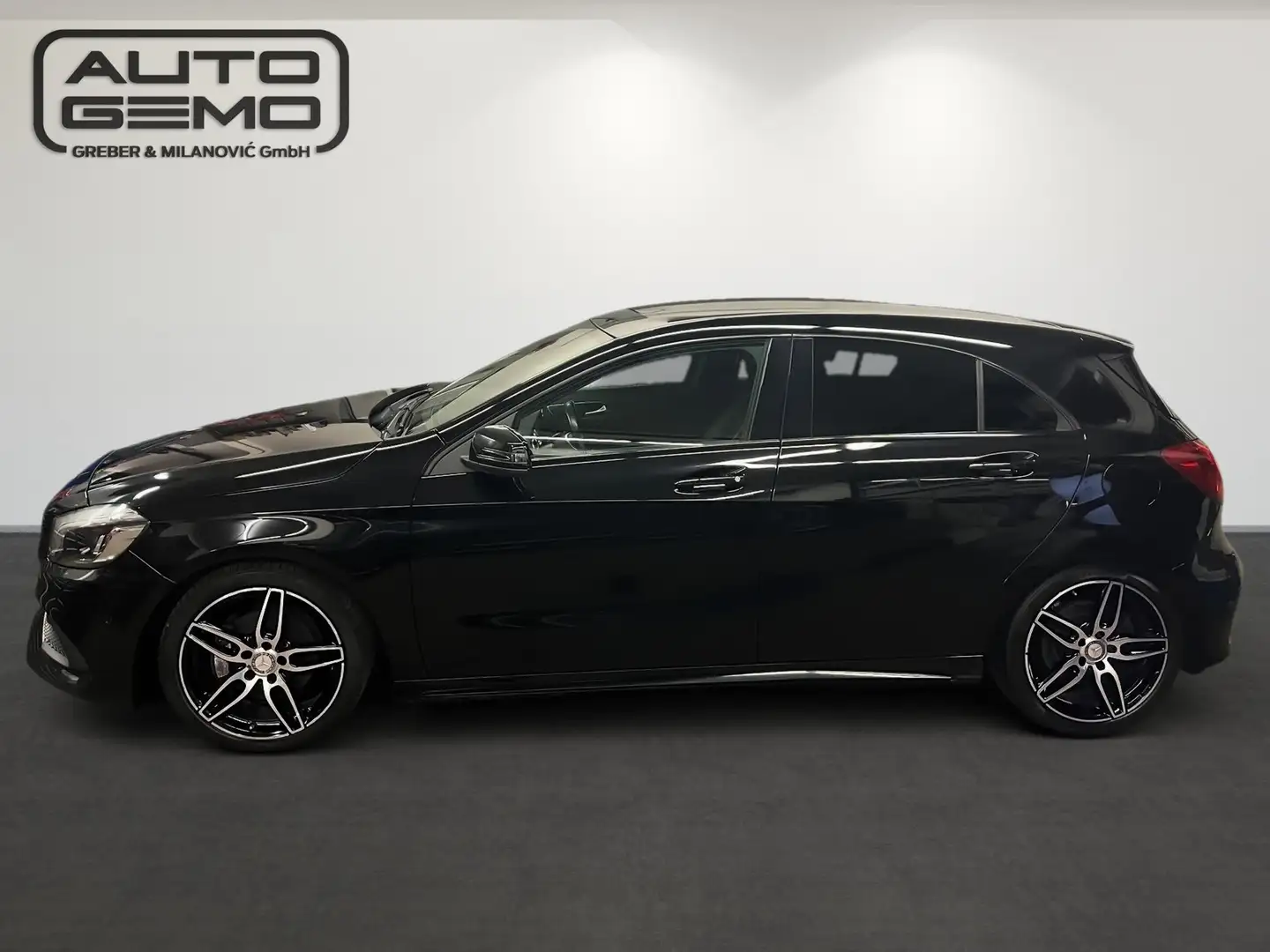 Mercedes-Benz A 200 A 200 CDI / d 4Matic (176.002) Schwarz - 2