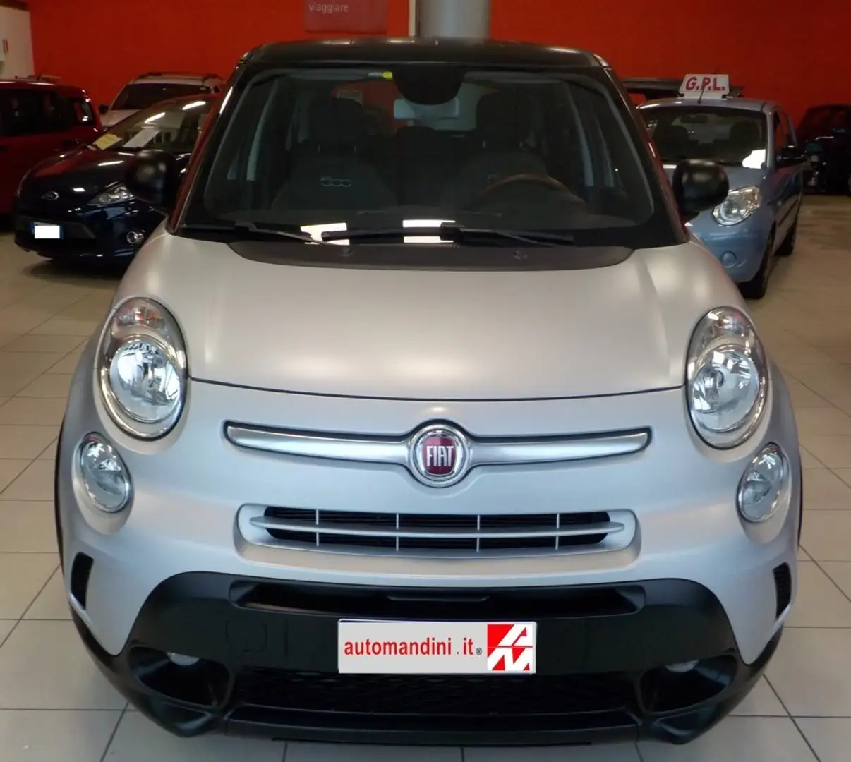 Fiat 500L 500L 2012 1.3 mjt Trekking 95cv + Pack S Gris - 2