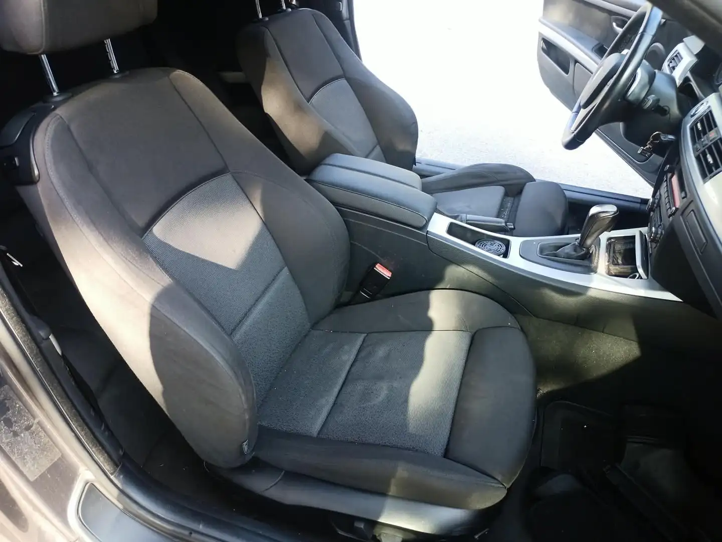 BMW 325 325i Coupé Österreich-Paket Aut. - 2