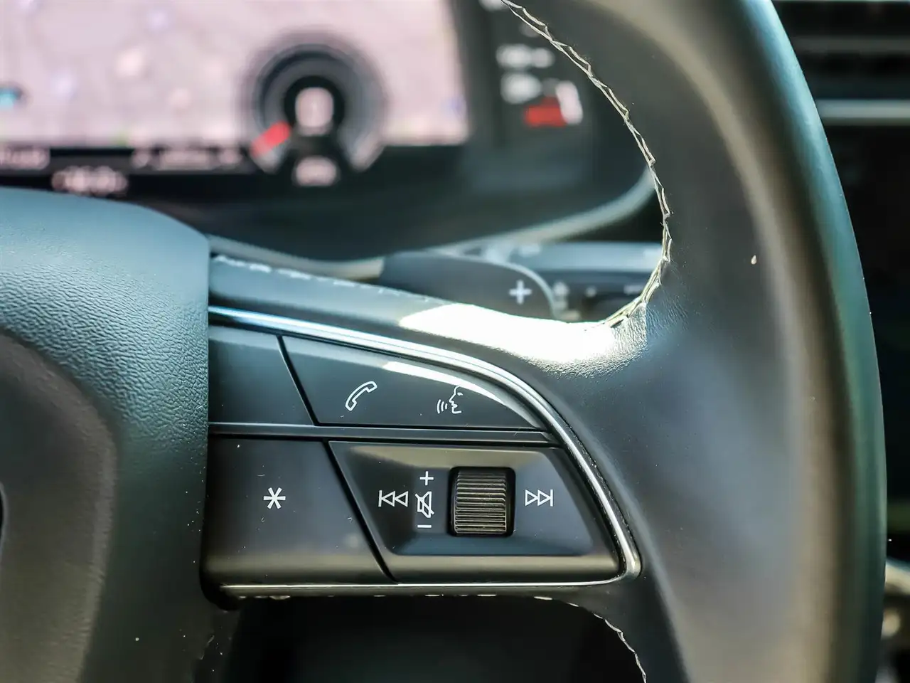 Audi Q8 снимка Audi Q8