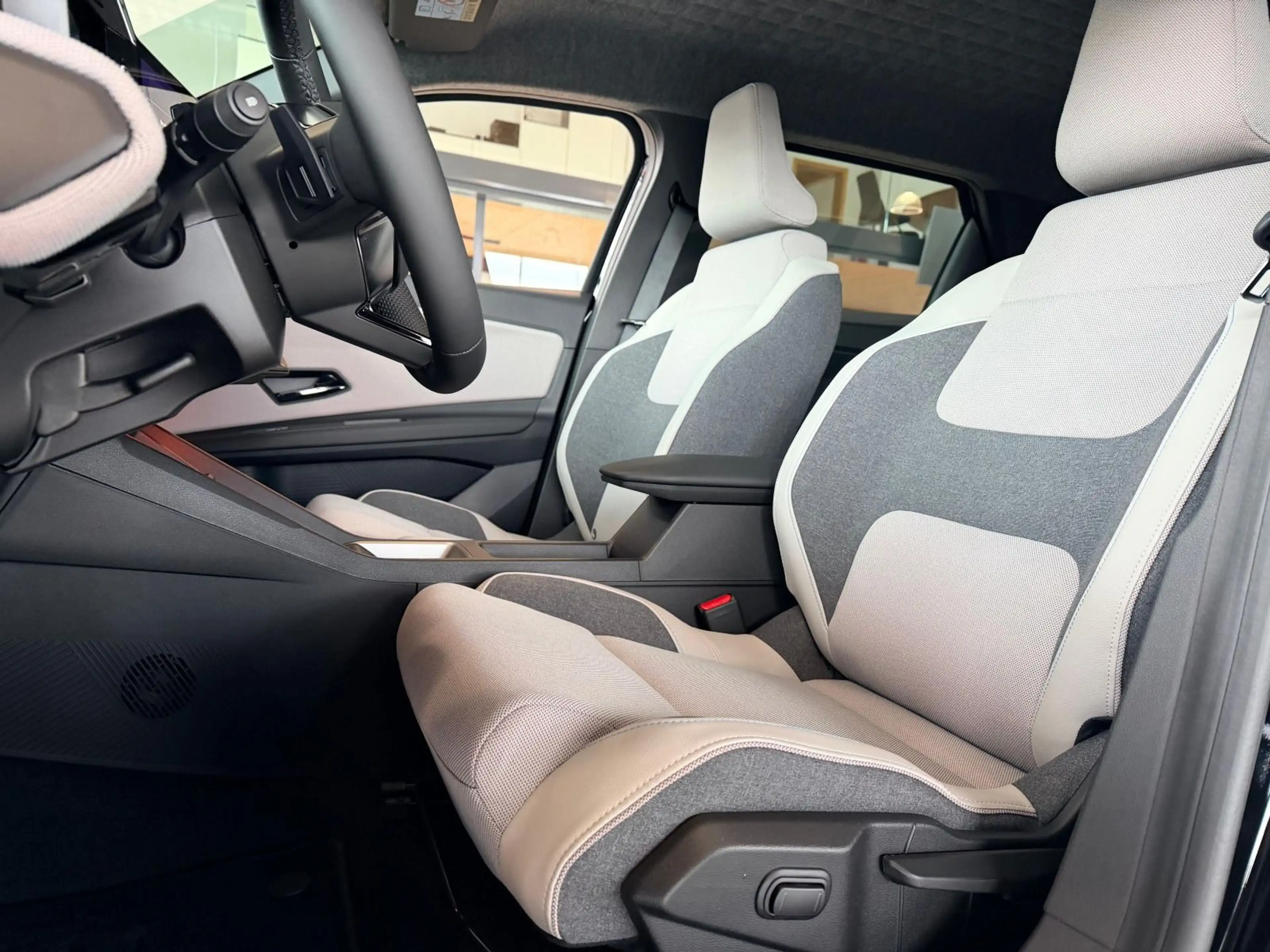 Nissan Micra Advance 40 kWh WINTER SPORT ZEN — photo 8