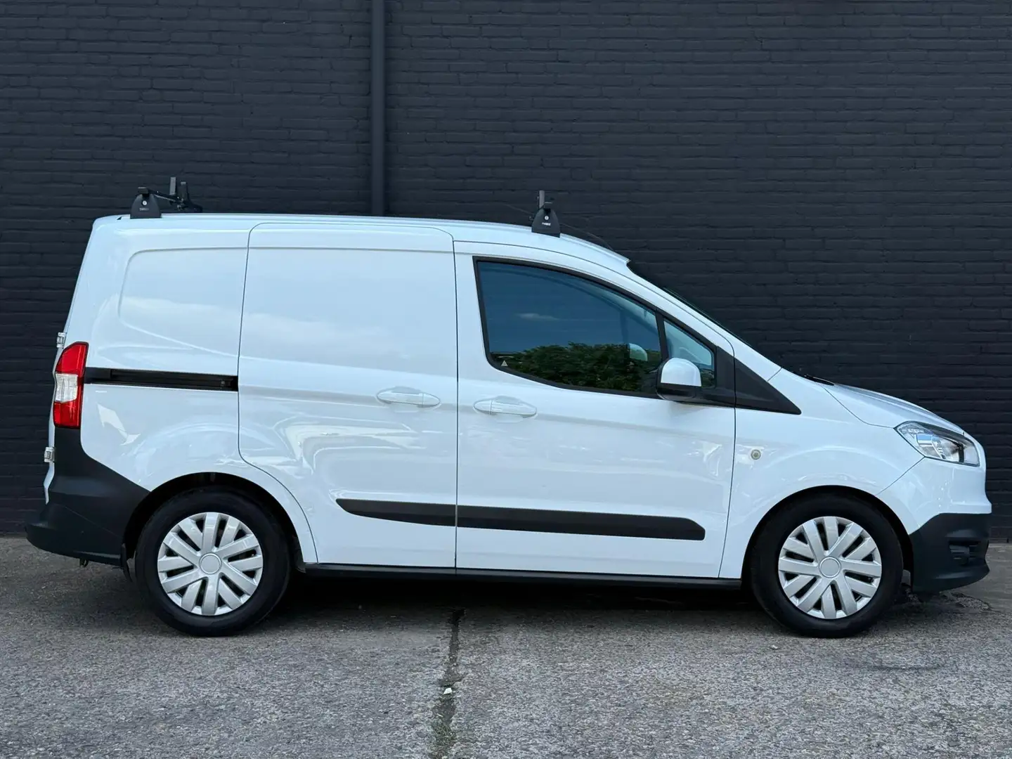 Ford Transit Courier 1.5 TDCI Trend AIRCO | ELEK RAMEN | NWE APK - 2