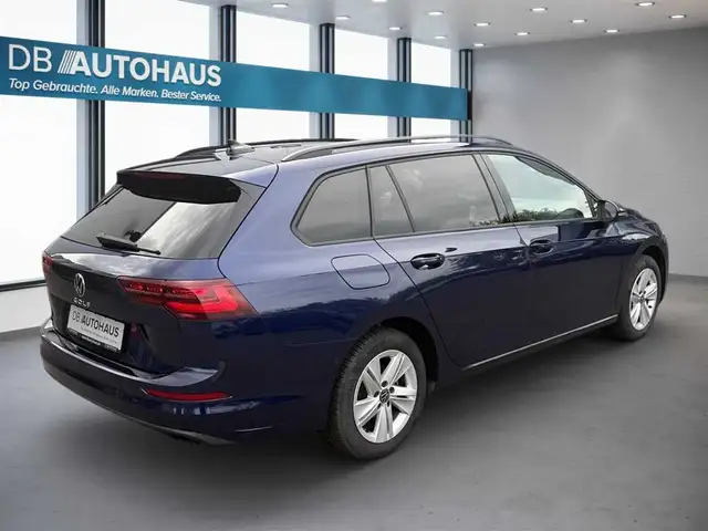 Volkswagen Golf view 4