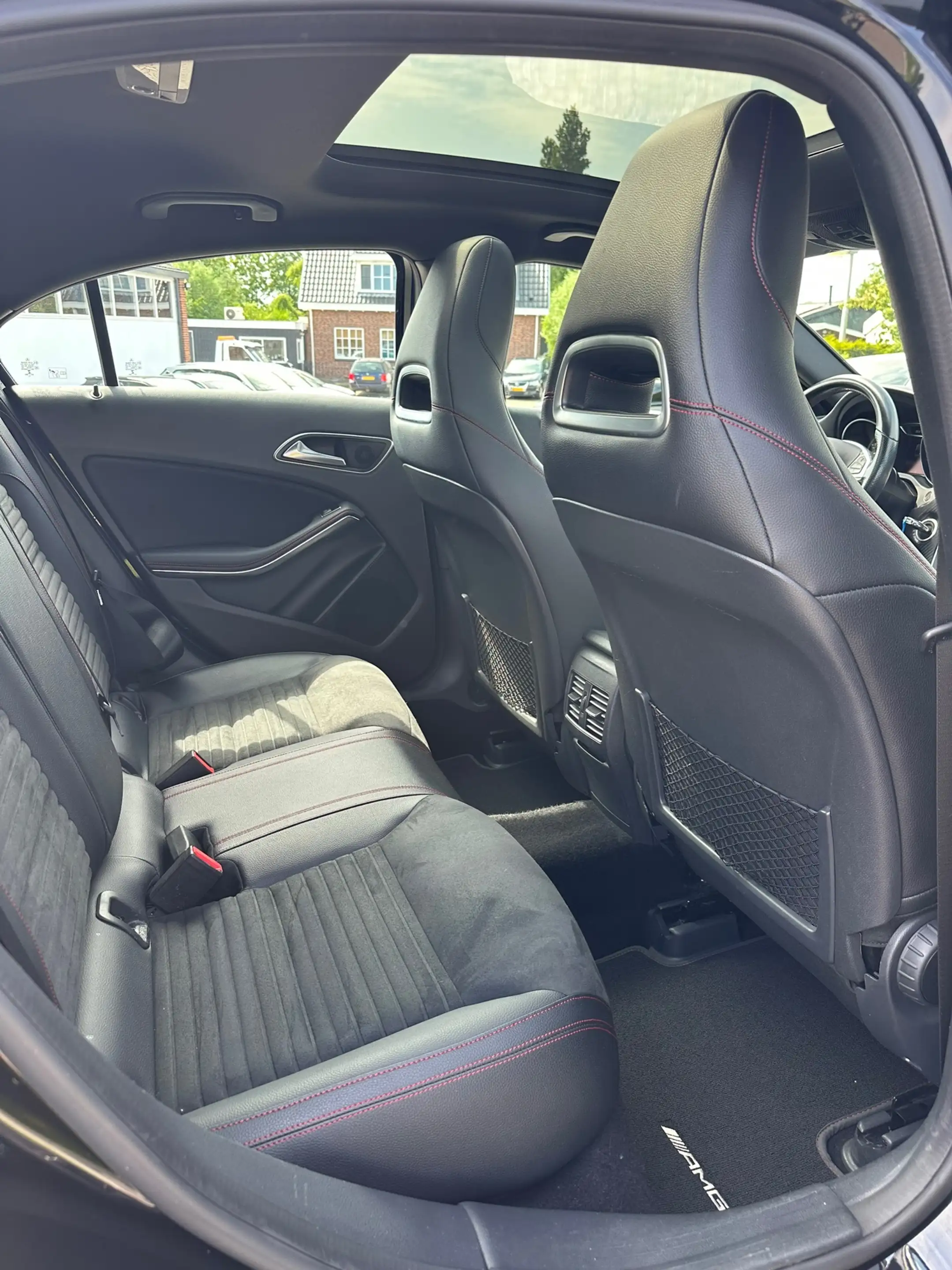 Mercedes-Benz A 250 AMG, Panorama, Harman Kardon, Camera, Schaalstoele — photo 11