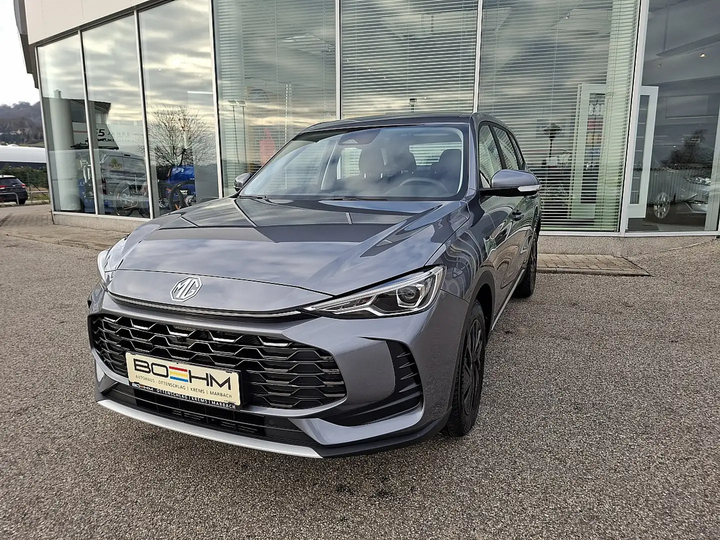 MG ZS 1.5 Hybrid+ Select + Winterkompletträder Grau - 1