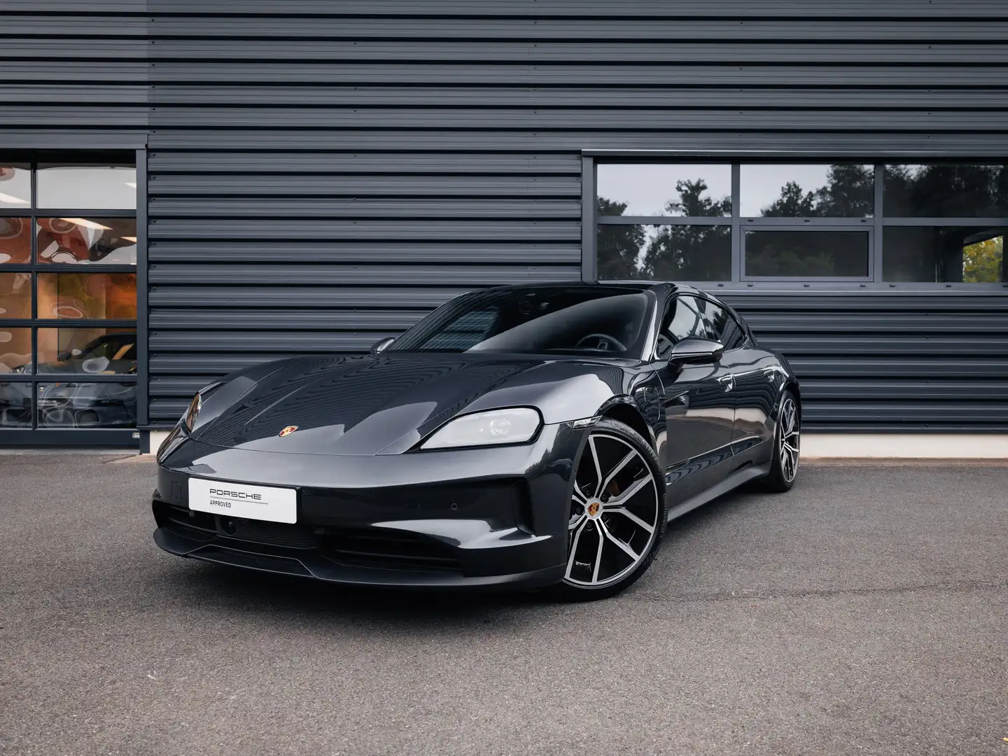 porsche taycan