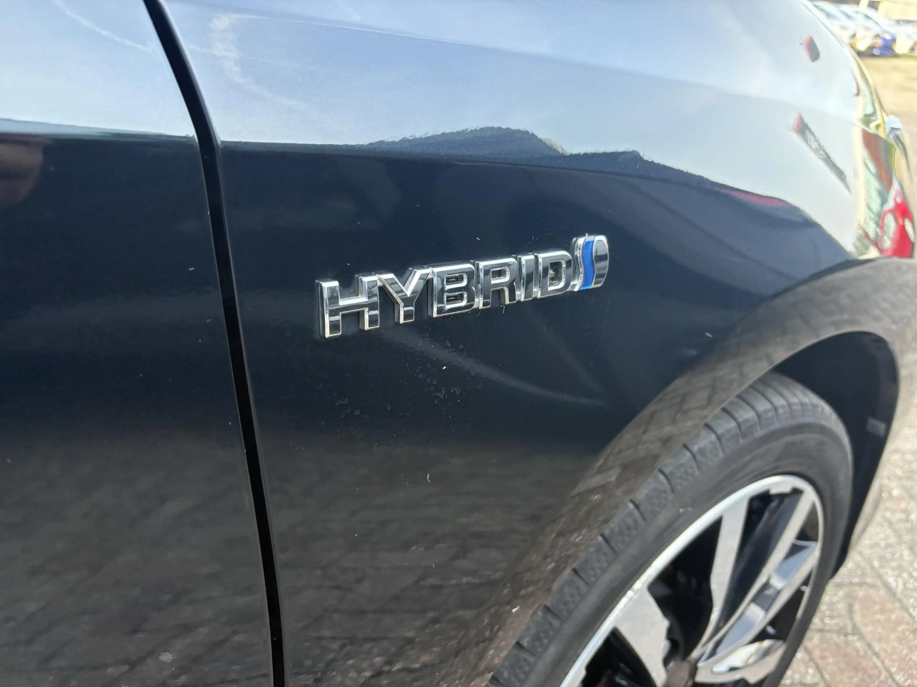 Toyota Auris 1.8 Hybrid Dynamic — photo 6