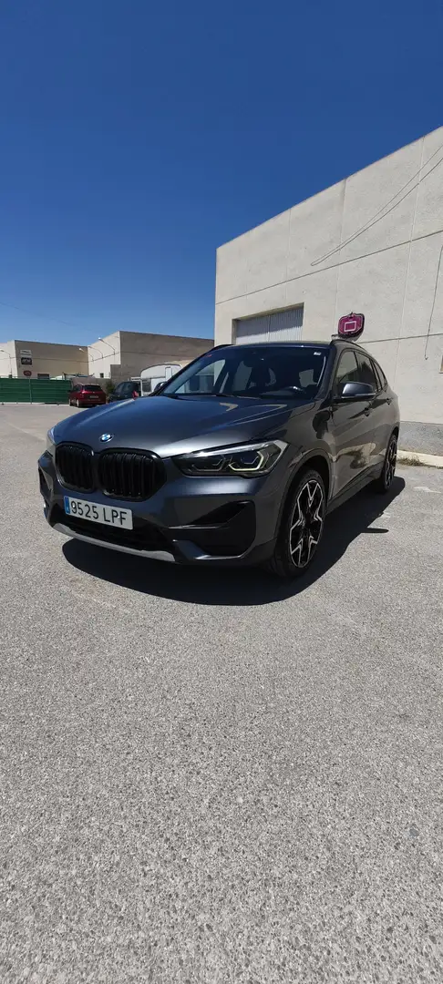 BMW X1 sDrive 18iA - 1